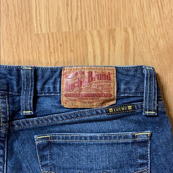 Lucky brand low rise flare jean - Picture 3 of 3
